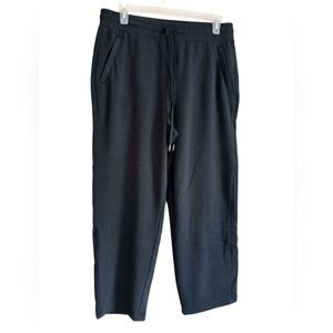 T by Talbots Capri Crop Pants Womens size Medium Petite Black